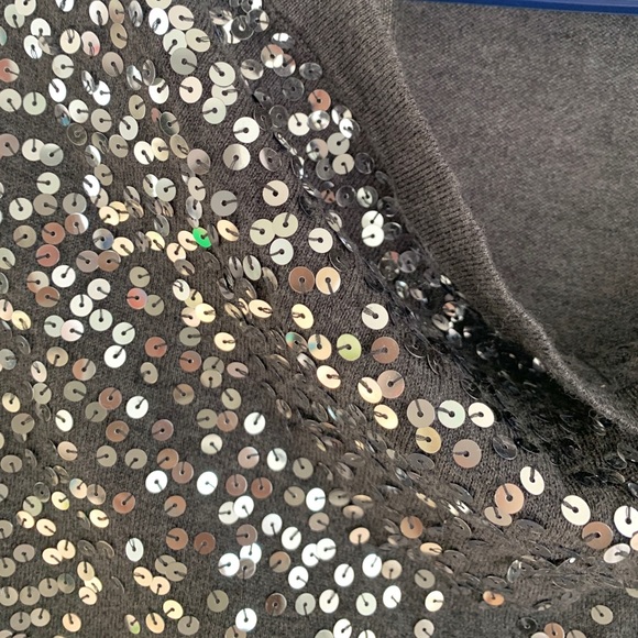 KENNETH COLE grey sequin top - Picture 4 of 7
